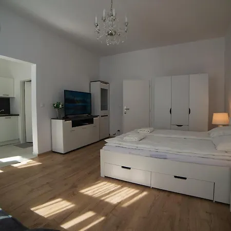 Class In Carlsbad Apartman